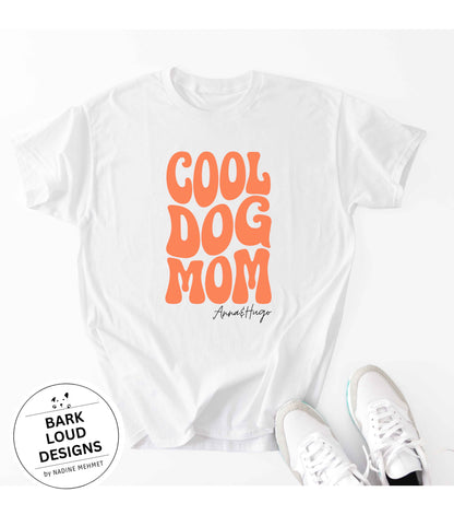 Personalisiertes Premium T-Shirt mit Namen - COOL DOG MOM aus Biobaumwolle