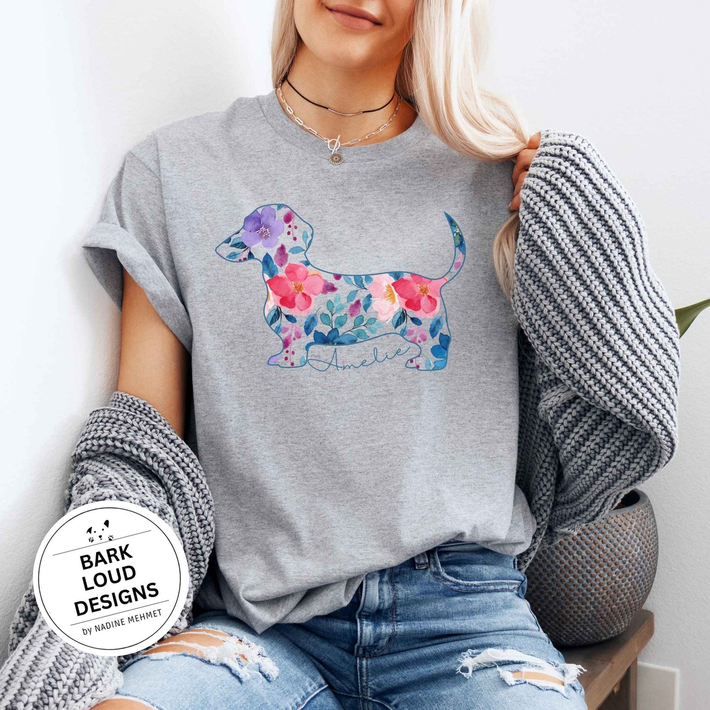 Blumiges Dackel T-Shirt personalisiert - mit Wunschtext