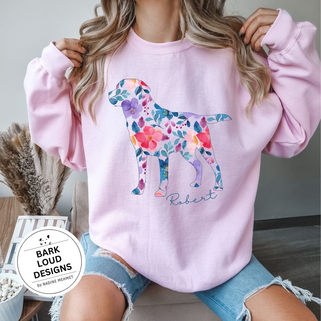 Blumiger Labrador Pullover personalisiert - mit Wunschtext