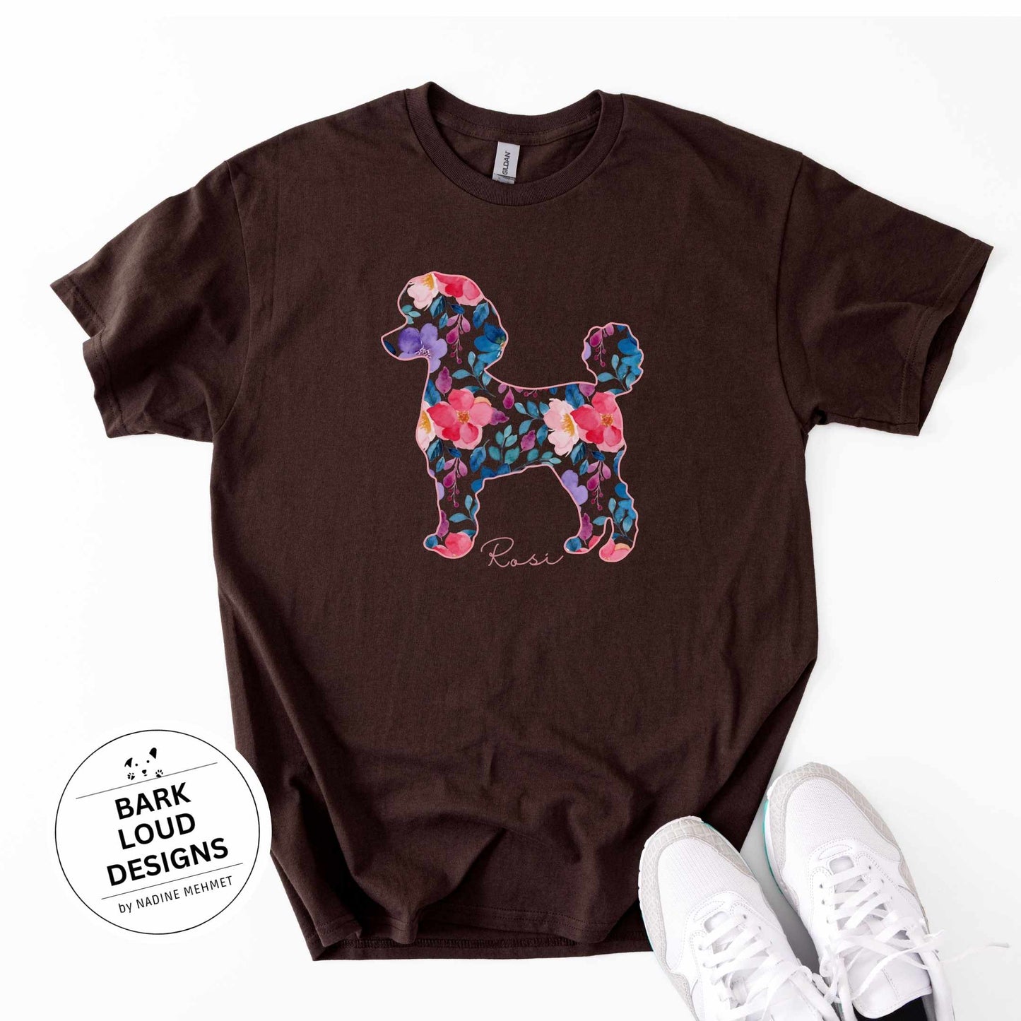 Blumiges Pudel T-Shirt personalisiert - mit Wunschtext